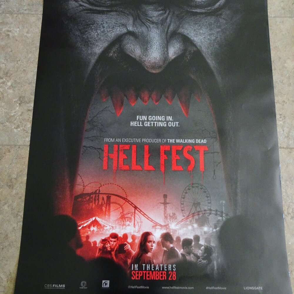 HELL FEST - MOVIE POSTER WITH AMY FORSYTH AND BEX TAYLOR KLAUS